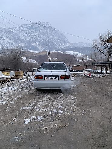 Honda: Honda Civic: 1992 г., Седан — 24