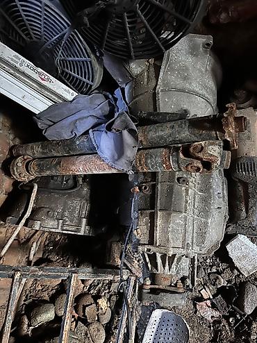 Другие детали кузова: Продаю запчасти на Е 39 рест м54б30 е34 е39 е46 е36 Усилитель бампера — 13