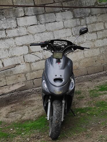 lezva disk elantra: Moon - ZX50QT-7 80 sm3, 2019 il, 99999 km