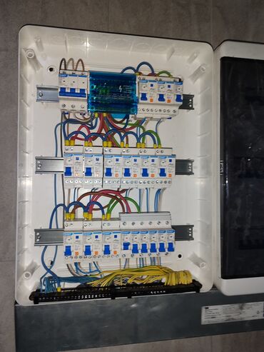 Электрики: Электрик | Установка счетчиков, Установка стиральных машин, Монтаж выключателей 3-5 лет опыта — 8