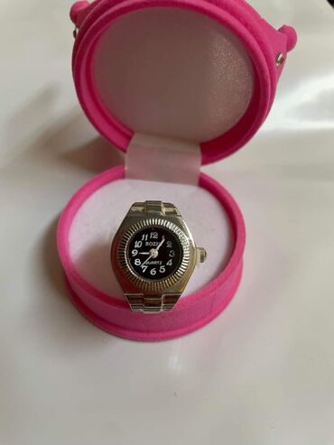 Prstenje: Prsten sat (Podesiv)
Cena:1000din — 17