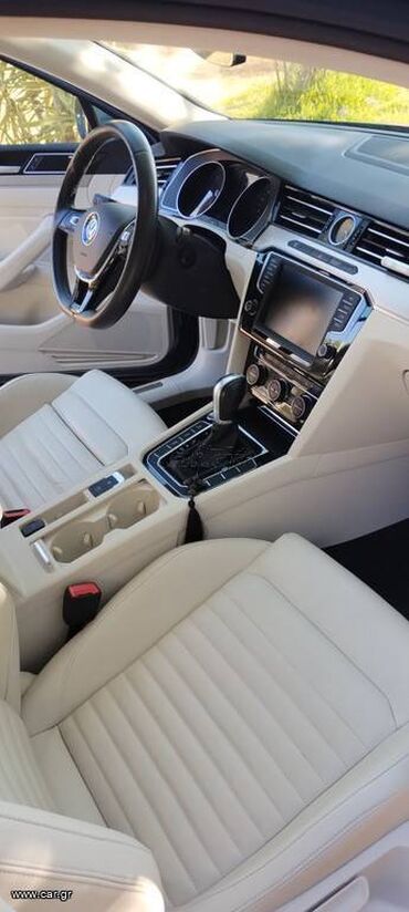 Volkswagen: Volkswagen Passat: 2 l. | 2016 έ. Λιμουζίνα — 2