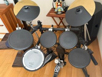 ударная установка электронная: Барабан, Roland, Новый