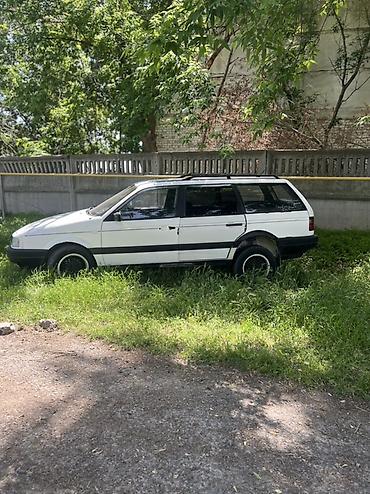 a8 d2: Volkswagen Passat: 1989 г., Универсал — 2