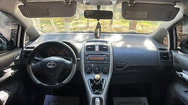 Toyota: Toyota Auris: 2008 г., 1.4 л, Механика, Бензин, Хэтчбэк — 11