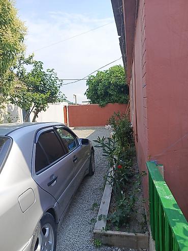 Qonaq otağı dəstləri: -şabranda gülemlide 9 sotda heyetde 2 ev biri 3 otaqlı super remont -da lalafo.az — 37 Qonaq otağı dəstləri: -şabranda gülemlide 9 sotda heyetde 2 ev biri 3 otaqlı super remont — 37