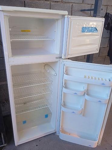 аренда пятинитка: Холодильник Beko, Б/у, Двухкамерный, De frost (капельный), 54 * 146 * 43 — 2