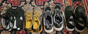 сколько стоят кеды vans: Борцовка 38 размера 800сомов футбольные бутсы 40размера 500 сомов