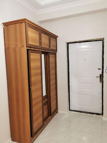 sumqayit bulvar: Yeni tikili binada mənzil. Sumqayıt şəhəri bəyaz rezdens(bulvar) — 2