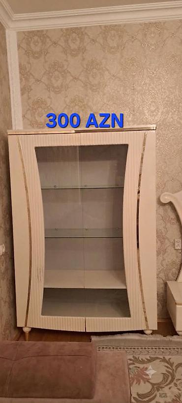 Mebel: Məhsul: Yataq otağı üçün krem rəngli mebel dəsti hissələri 1) Kupe — 3