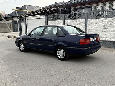 Volkswagen: Volkswagen Passat: 1994 г., 1.8 л, Механика, Бензин, Седан — 3