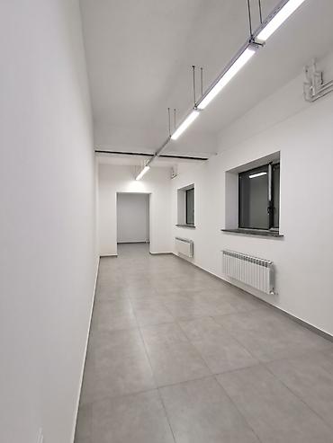 заря базар аренда: 🏢 Сдаётся коммерческое помещение — 175 м². 📍 7-й микрорайон, рядом со — 6