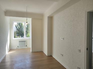 фучика 18 а: 1 комната, 37 м², ул. Ден Сяопина / Фучика 4 этаж, Косметический ремонт — 1