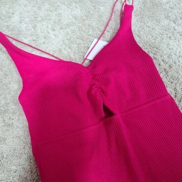 haljina sa sljokicama zara: One size, color - Pink, Oversize, With the straps