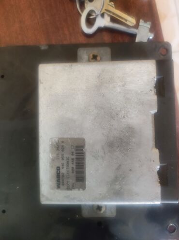 Двигатели, моторы и ГБЦ: Мерседес 1831 Кабина 1992г.в. по запчестям. двиготель oм401la (не at lalafo.kg — 19 Двигатели, моторы и ГБЦ: Мерседес 1831 Кабина 1992г.в. по запчестям. двиготель oм401la (не — 19