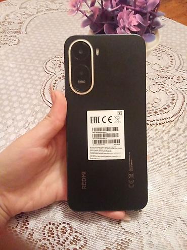 Redmi smartfon - Rəng: qara, mat səthli arxa panel - Arxa kamera