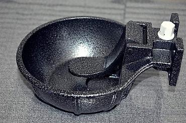 Su və yem qabları: Avtomatik suvarma kasaları (heyvan içməliyi) iri buynuzlu və xırda — 3