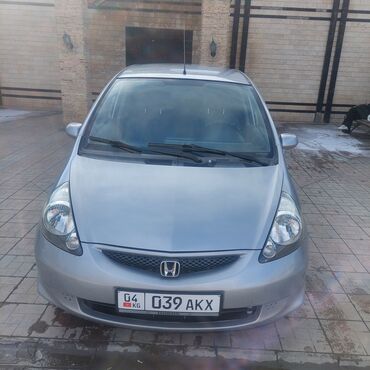 машина гольв: Honda Jazz: 2008 г., 1.4 л, Механика, Бензин, Хэтчбэк