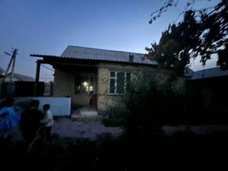 Долгосрочная аренда домов: 100 м², 4 комнаты, Утепленный, Забор, огорожен at lalafo.kg — 9 Долгосрочная аренда домов: 100 м², 4 комнаты, Утепленный, Забор, огорожен — 9