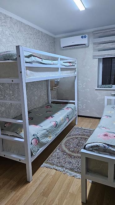 Аренда отелей и хостелов: Сдаётся комната в частном доме для проживания нескольких человек. - — 2