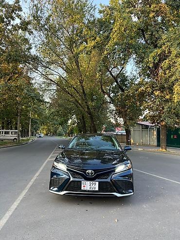 Унаа сатуу: Toyota Camry: 2021 г., 2.5 л, Автомат, Бензин, Седан — 1