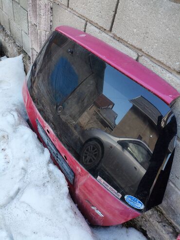 ford mondeo б у: Хонда фит джаз 
задний стекло 
задний лобовой
багажник лобовой стекло