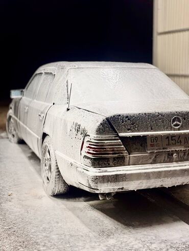 Mercedes-Benz: Mercedes-Benz W124: 1992 г., 2.2 л, Механика, Седан — 6