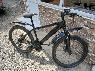 velosiped satisi lenkeran: Yeni Şəhər velosipedi Adidas, 26", sürətlərin sayı: 21, Ünvandan götürmə, Ödənişli çatdırılma, Rayonlara çatdırılma