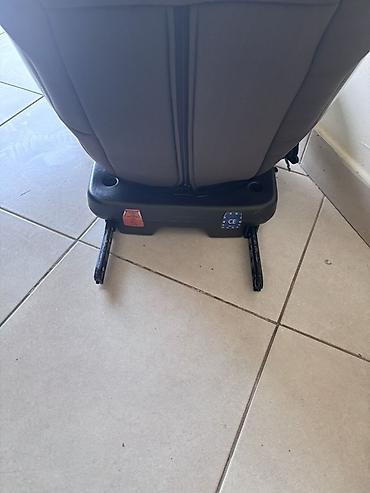 alman avtokreslosu: Uşaq avtomobil oturacağı - Rəng: tünd boz - Quraşdırma: ISOFIX əsaslı — 1