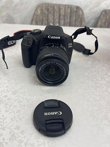 samsung zoom 4: Canon EOS 2000D fotoaparatı Canon EF-S 18-55mm obyektiv ilə birlikdə — 8