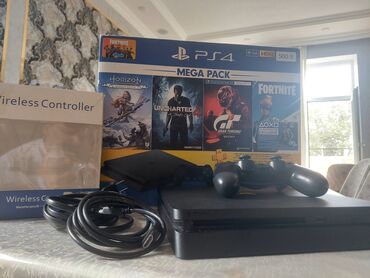 playstation 4 slim baku: Salam Ps4 slim ideal vəziyyətdə satılır Endirim olacaqdır bu il