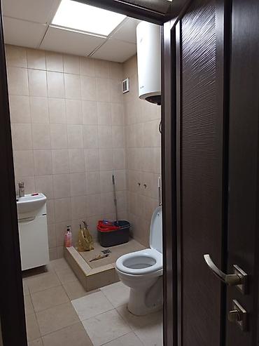 офис аренды: Аренда офисов, 48 м², В жилом комплексе, 1 линия — 6