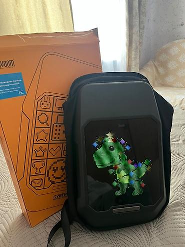 Рюкзаки: Рюкзак Divoom Pixoo Backpack с LED-панелью - Интерактивный — 2