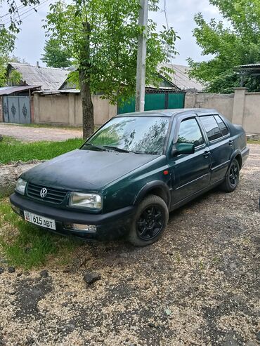 фольксваген caddy: Volkswagen Vento: 1995 г., 1.8 л, Механика, Бензин, Седан