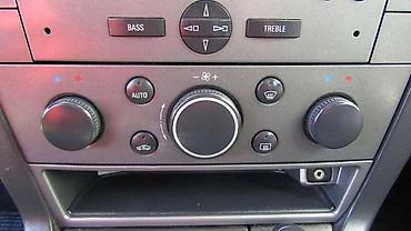 moto startac: KONZOLA KLIME ZA OPEL SIGNUM OD 2003. DO 2008. GOD. | Polovni — 2