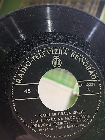vintage sto: Vinil singl (45 rpm) – Predrag Gojković uz Narodni orkestar Žarka — 2