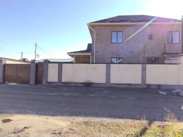 �������������� ���������� �� �������������� ������ ���������������������� 2019 в Кыргызстан | Продажа домов: 230 м², 5 комнат, Свежий ремонт Без мебели