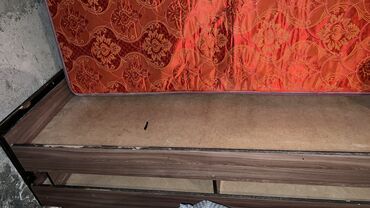 купить шкаф офисный: Деревянная тахта/диван-кровать с боковыми спинками и нишей для