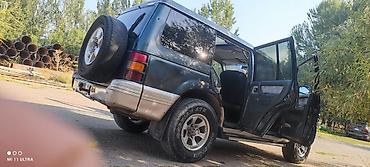 хундай старекс 1: Mitsubishi Pajero: 1999 г., 2.5 л, Кол менен иштөөчү, Дизель, Жол тандабас — 5