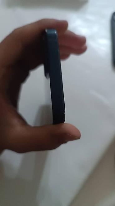 Apple iPhone: IPhone 13, Б/у, 128 ГБ, Черный, Чехол, 73 % — 7