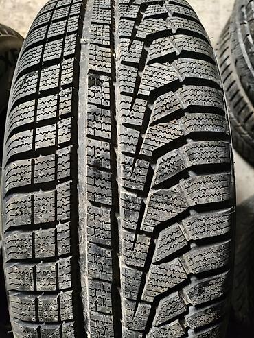 Транспорт: Шины 225 / 65 / R 17, Зима, Б/у, 1 шт, Внедорожные (АТ/МТ), Корея, Hankook — 1