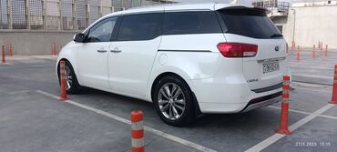 Kia: Kia Carnival: 2.2 l | 2016 il Ofrouder/SUV — 2