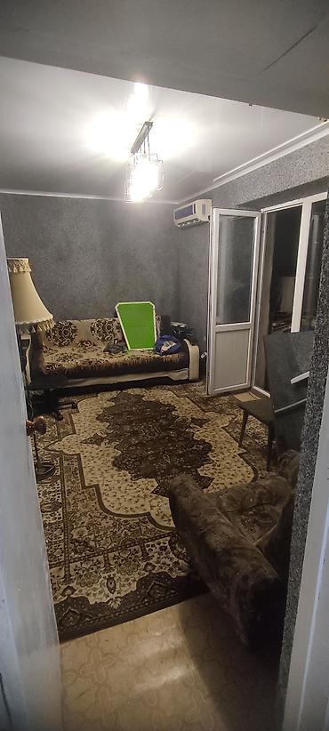 ква: Сдаю 2к квартиру в центре 
только писать на вотсап — 2