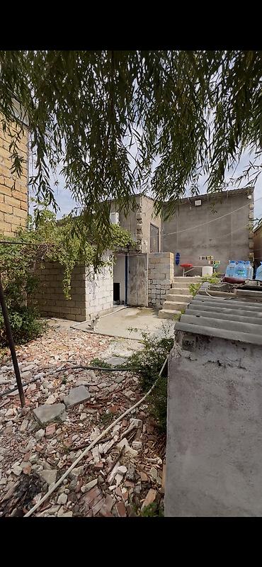 heyet evi yasamal: 3 otaqlı, 85 kv. m — 1