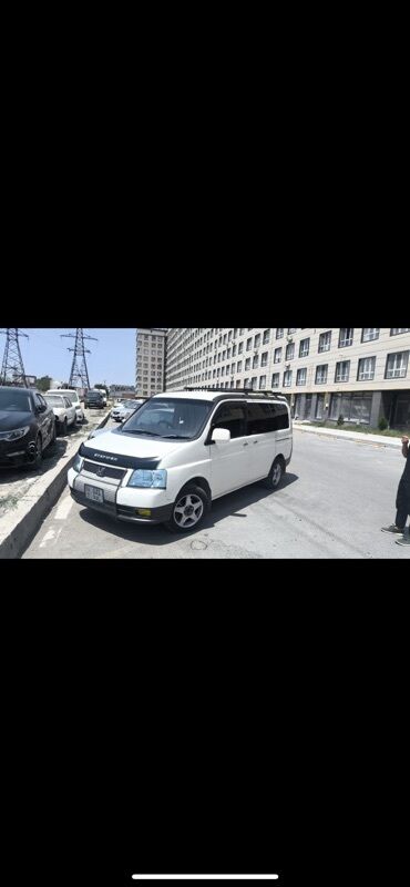 купить трехколесный скутер: Honda Stepwgn: 2002 г., 2 л, Автомат, Бензин, Минивэн