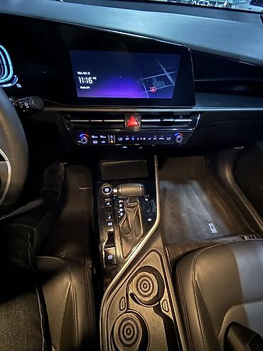 Kia: Kia Niro: 2022 г., 1.6 л, Автомат, Гибрид, Хэтчбэк — 8