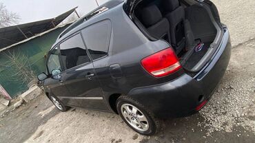 tayota harrier: Toyota Avensis Verso: 2003 г., 2 л, Механика, Бензин, Вэн/Минивэн