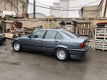 bmw lip: BMW 3 Series E36 sedan – tünd boz rəngdə, klassik kuzov xəttləri ilə — 3