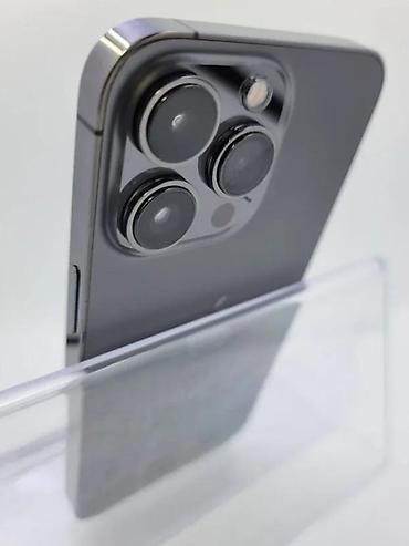 Apple iPhone: Apple iPhone (serija Pro) - Ekran: 6.1" Super Retina XDR, ravne — 4