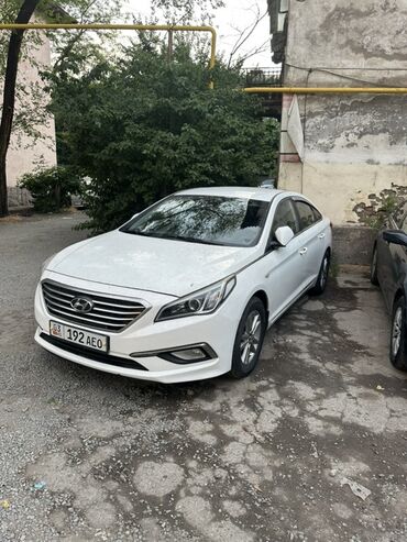 купить авто с кореи бу: Белый седан Hyundai Sonata. 2017 года 2 газ. Срочно 7200$ машина